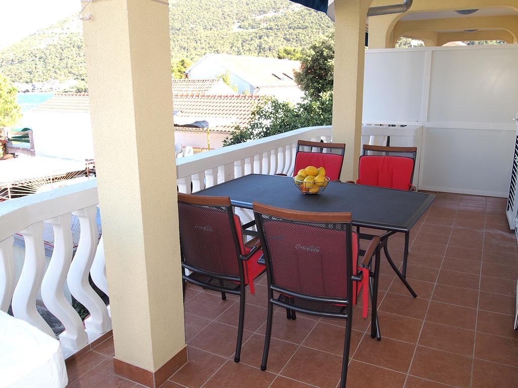 Apartmani Delfin Grebastica Exterior photo