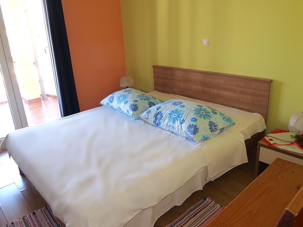 Apartmani Delfin Grebastica Exterior photo